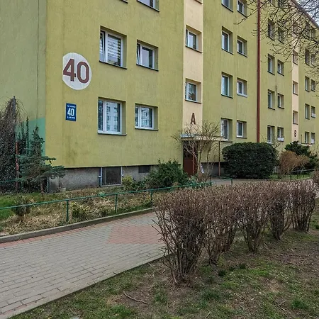 Apartman Cosy With Balcony In By Renters *