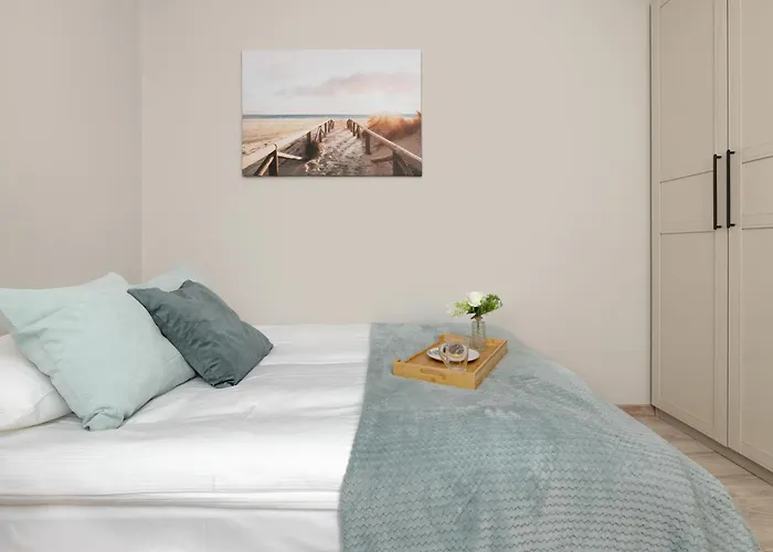 Apartman Cosy With Balcony In By Renters *